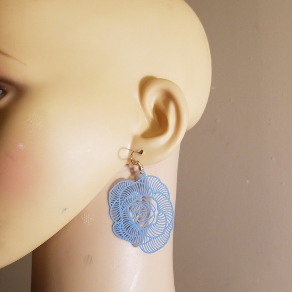 E2115 Blue or Pink Filigree Flower Drop Earrings - Picture 3 of 8